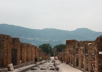 Exclusive tour of the Pompeii ruins