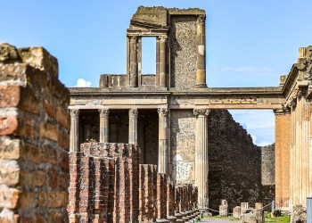 Exclusive tour of the Pompeii ruins